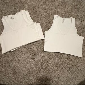 White 90 Degrees Sports bra / top 4 pieces